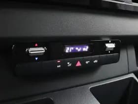 Mercedes-Benz Sprinter thumbnail 40