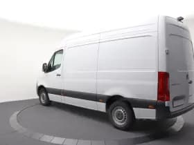 Mercedes-Benz Sprinter thumbnail 8