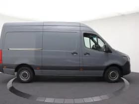 Mercedes-Benz Sprinter thumbnail 11
