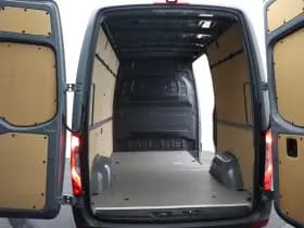 Mercedes-Benz Sprinter thumbnail 23