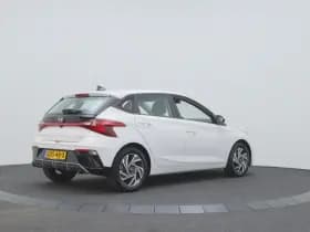 Hyundai i20 thumbnail 2