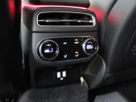 Genesis GV70 thumbnail 39