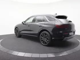 Genesis GV70 thumbnail 8