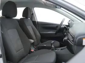 Hyundai i20 thumbnail 17