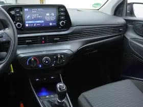 Hyundai i20 thumbnail 30