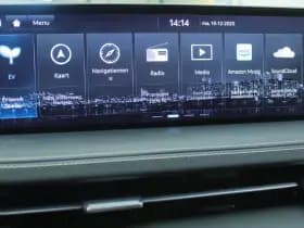 Genesis GV70 thumbnail 38