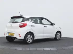 Hyundai i10 thumbnail 2