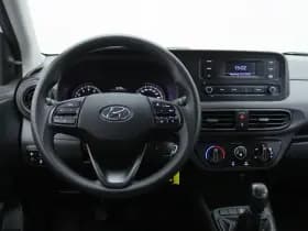 Hyundai i10 thumbnail 3