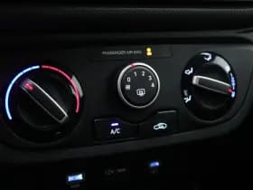 Hyundai i10 thumbnail 32