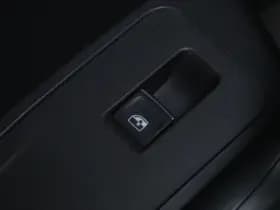 Volkswagen T-Roc thumbnail 17