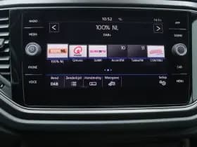 Volkswagen T-Roc thumbnail 31