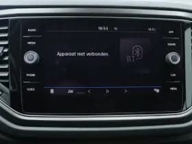 Volkswagen T-Roc thumbnail 32