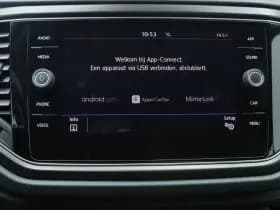 Volkswagen T-Roc thumbnail 34