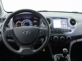 Hyundai i10 thumbnail 3