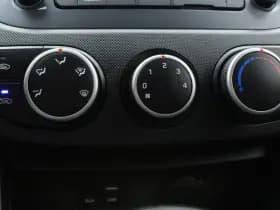 Hyundai i10 thumbnail 37