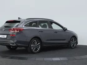 Hyundai i30 thumbnail 2