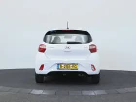 Hyundai i10 thumbnail 10
