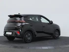 BYD Dolphin thumbnail 2