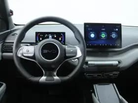 BYD Dolphin thumbnail 3