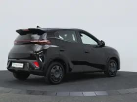 BYD Dolphin thumbnail 2