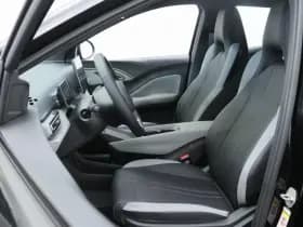 BYD Dolphin thumbnail 14