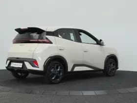 BYD Dolphin thumbnail 2