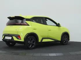 BYD Dolphin thumbnail 2