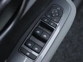 BYD Dolphin thumbnail 22