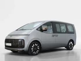 Hyundai Staria thumbnail 1