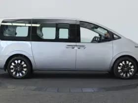 Hyundai Staria thumbnail 11