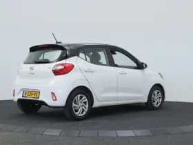 Hyundai i10 thumbnail 2