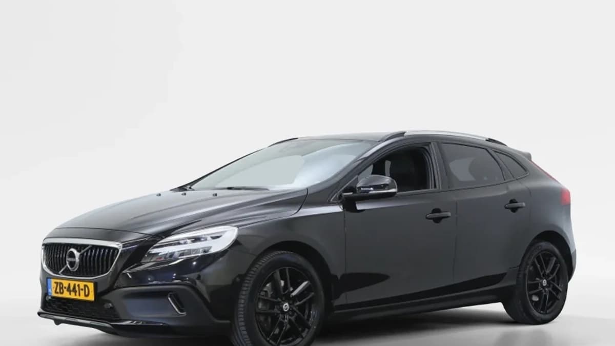Volvo V40 — foto 1