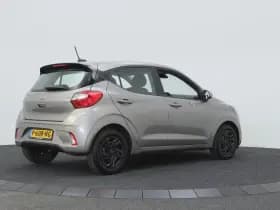 Hyundai i10 thumbnail 2