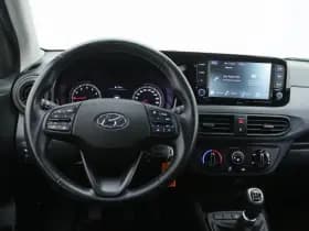 Hyundai i10 thumbnail 3