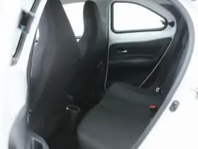 Toyota Aygo thumbnail 16