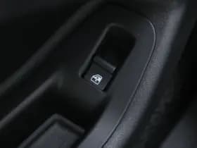 Fiat 500X thumbnail 16