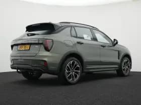 Lynk & Co 01 thumbnail 2