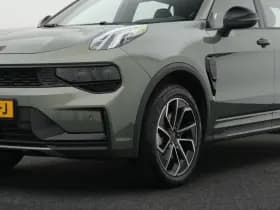 Lynk & Co 01 thumbnail 48