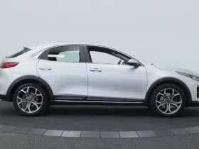 Kia XCeed thumbnail 11