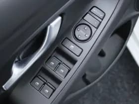 Hyundai i30 thumbnail 23