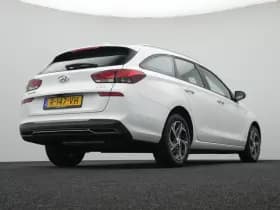 Hyundai i30 thumbnail 50