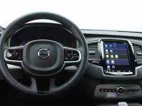 Volvo XC90 thumbnail 3