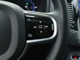 Volvo XC90 thumbnail 36