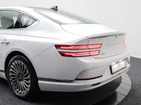 Genesis G80 thumbnail 15