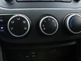 Hyundai i10 thumbnail 35