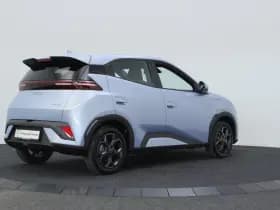 BYD Dolphin thumbnail 2