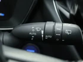 Toyota Corolla thumbnail 30