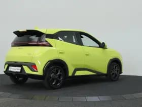 BYD Dolphin thumbnail 2