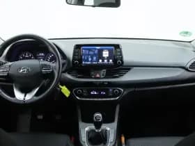 Hyundai i30 thumbnail 18