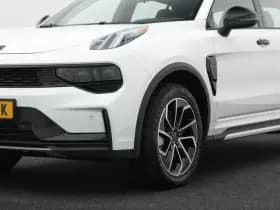 Lynk & Co 01 thumbnail 49